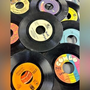 Vintage Vinyl 45’s Records For Sale!! 21 records total